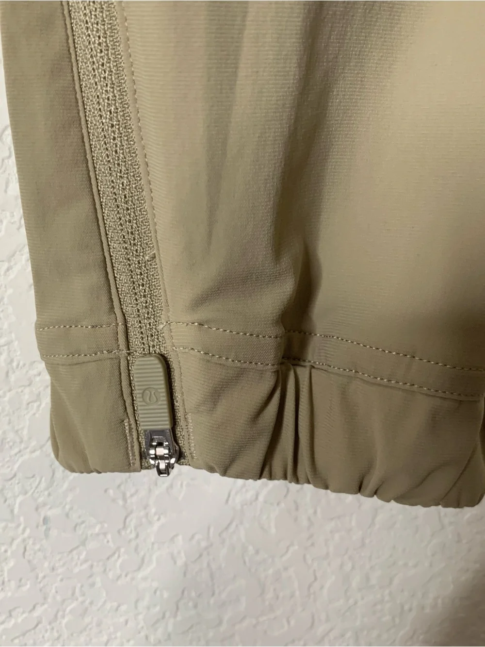 Lululemon womens tan adapted state joggger ankle zip cropped 23” 2